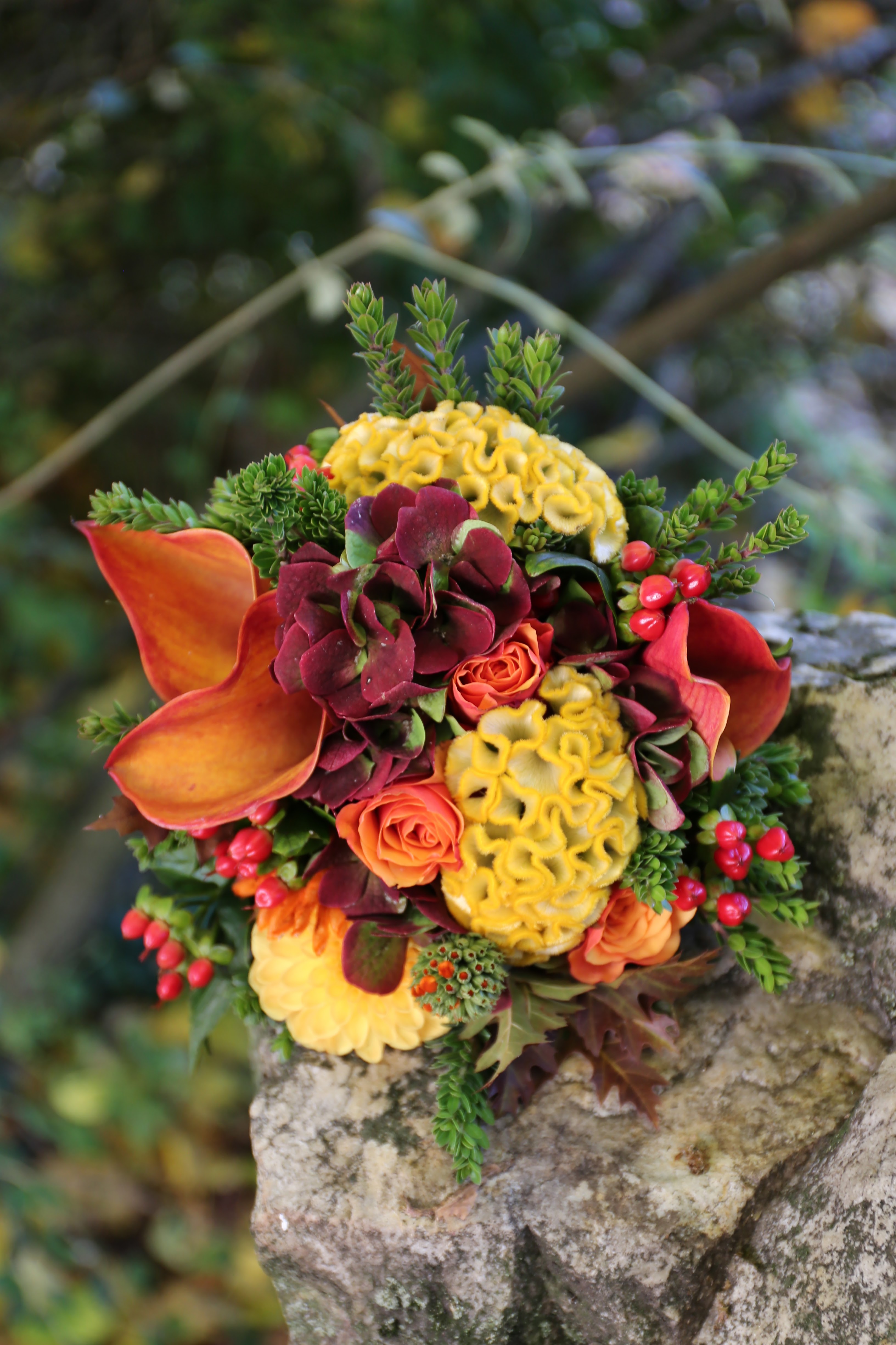 Bouquet de mariée rond pour mariage en automne